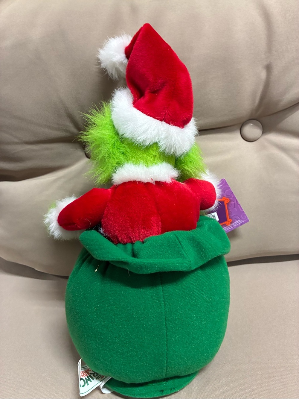 How the Grinch Stole Christmas Animated 10" Singing Dancing Christmas Decoration - Picture 6 of 6